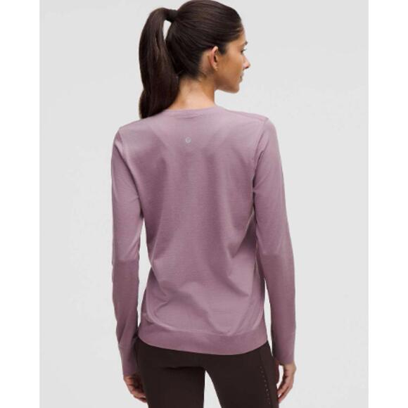 EUC Lululemon Swiftly Relaxed Long-Sleeve Shirt Hip Length Lavender Lux Size 10 - Picture 4 of 7